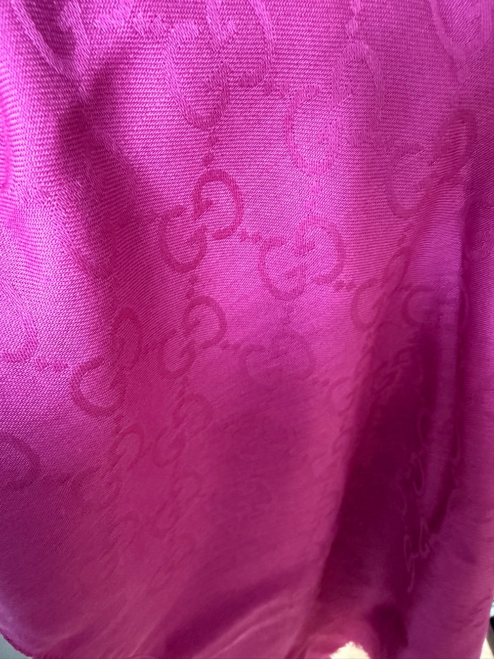 Gucci Bright Fuchsia Silk Scarf - Picture 4 of 4